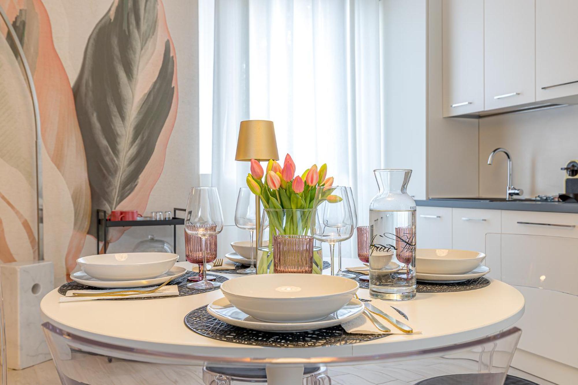 At Home-como Gasthuis